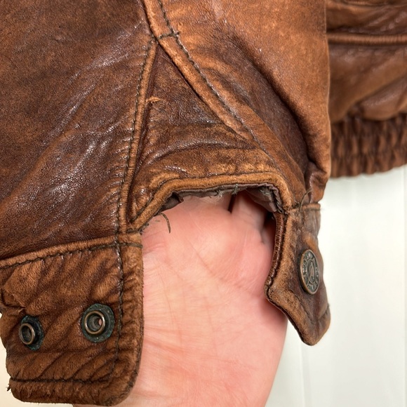 Vintage Town & Country Men’s Genuine Distressed Leather Flight Bomber Jacket - Picture 7 of 16
